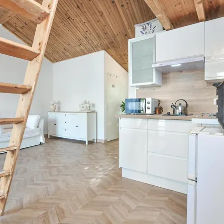 Holiday home Cozy In With Kitchen *